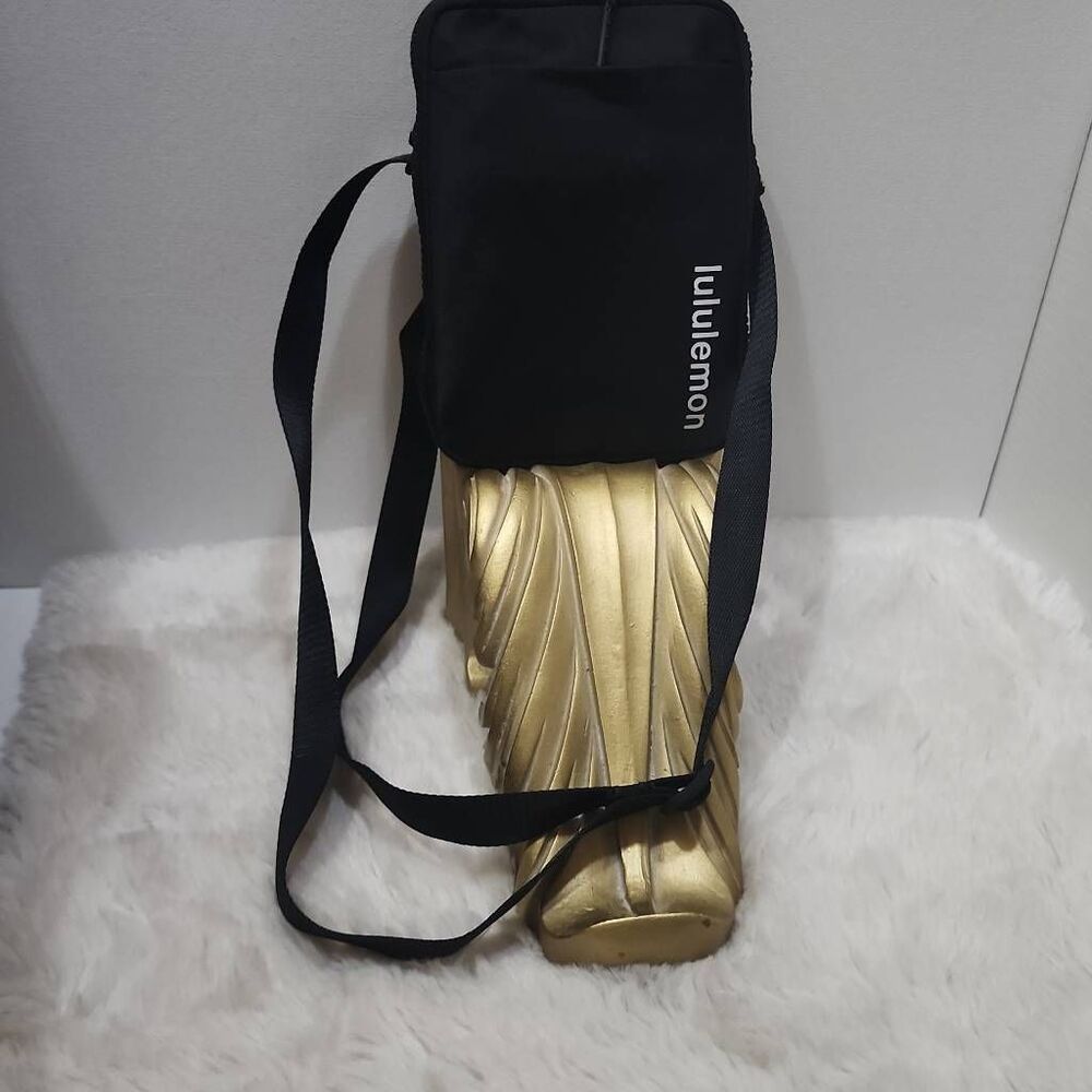 Lululemon Easy Access Crossbody Bag